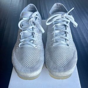 Men’s Vapormax Flyknit 8.5 Wolf Grey